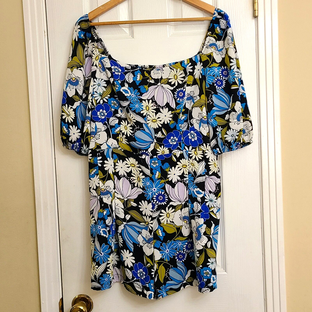 NWT Traffic People Boho Blue Floral Romper Square Neck Smocked Back Size XL